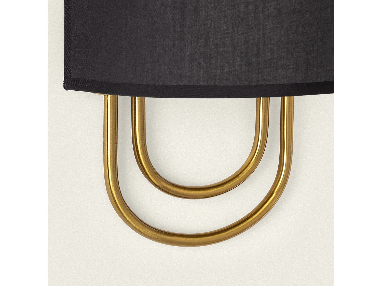 Lampada da Parete Metallo e Tessuto Olivia Nero