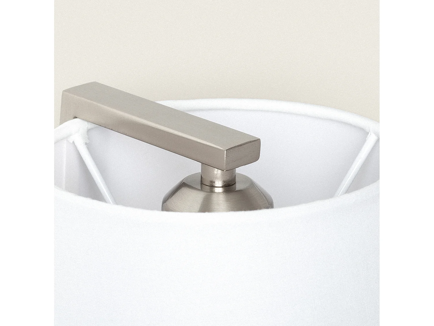 Lámpara de Pared Metal Eikho Blanco