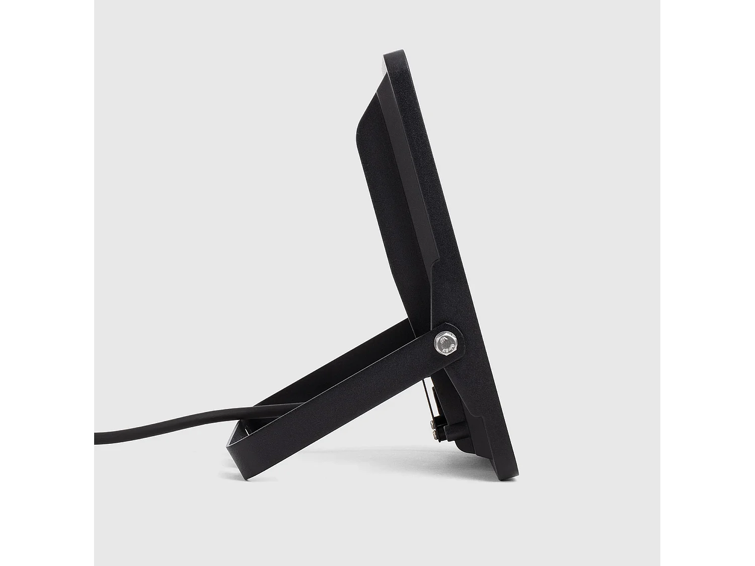 Projecteur LED 50W Dimmable TRIAC 170 lm/W IP65 ELEGANCE Slim PRO Noir 3000K Asymétrique 80ºx155º Blanc chaud