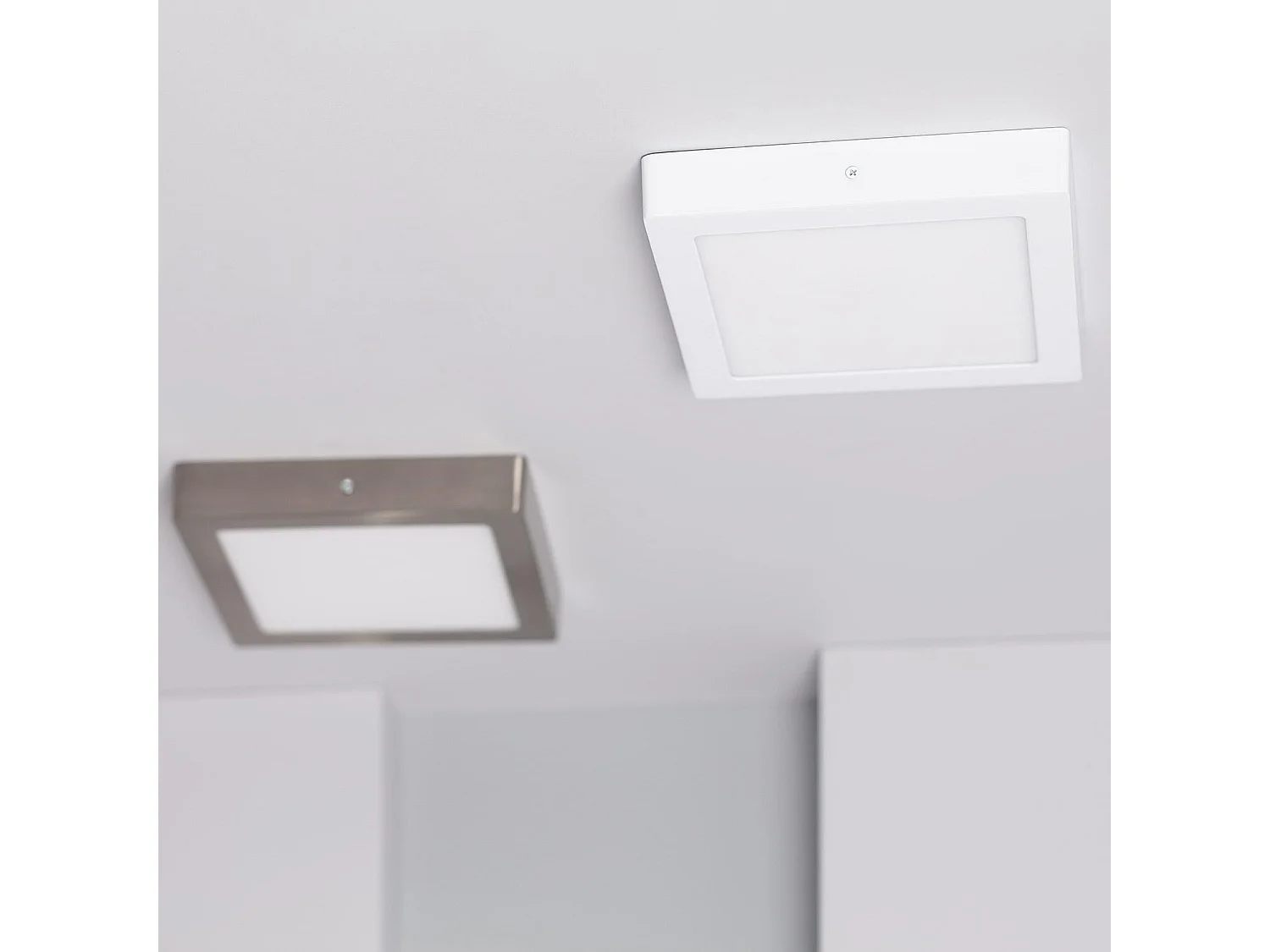 Plafonnier LED Carré 18W 225x225 mm 5000K Blanc froid