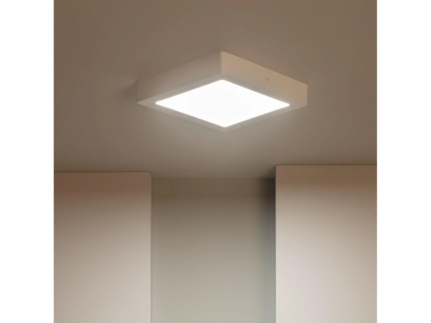 Plafonnier LED Carré 18W 225x225 mm 5000K Blanc froid