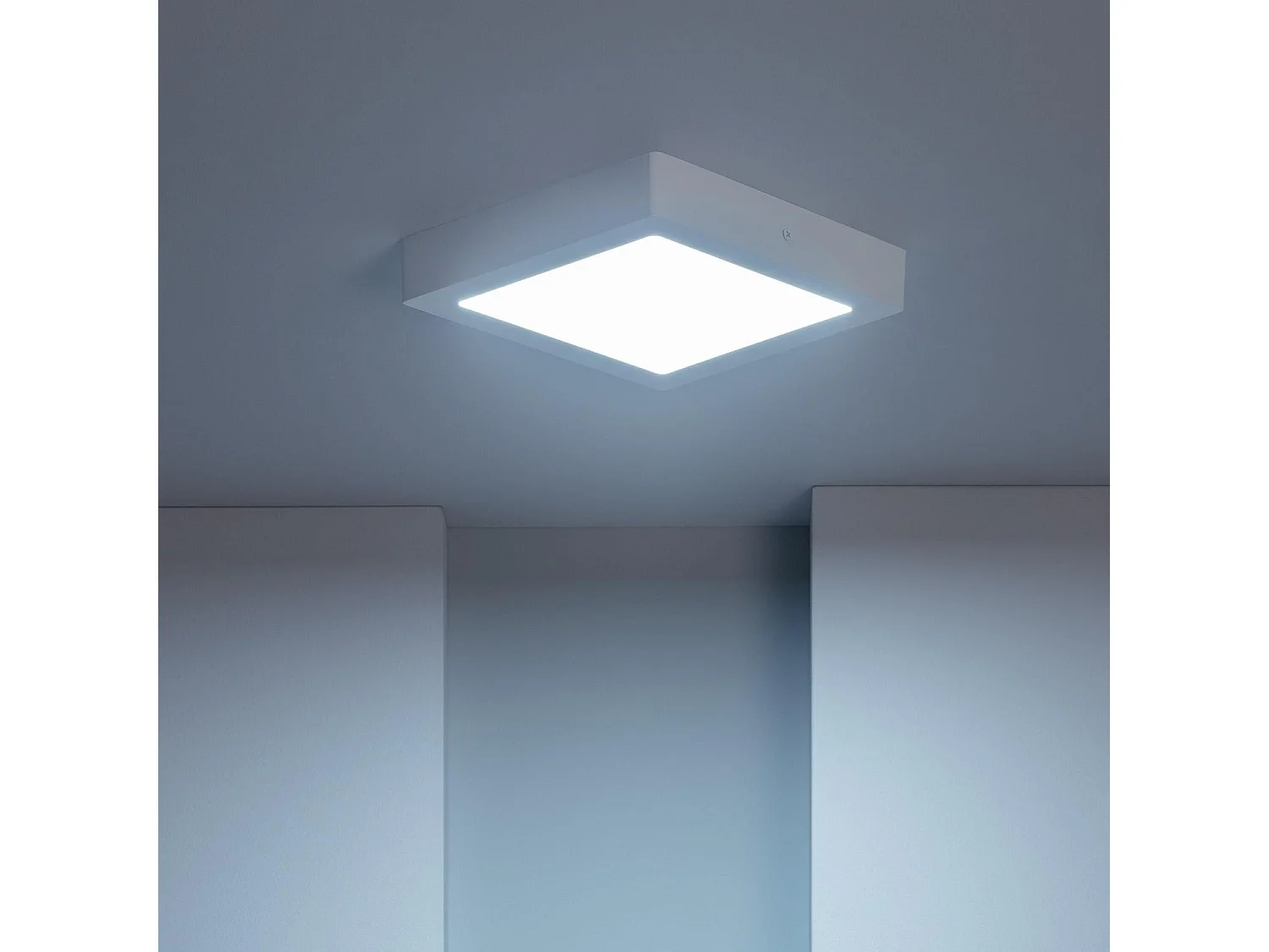 Plafonnier LED Carré 18W 225x225 mm 5000K Blanc froid