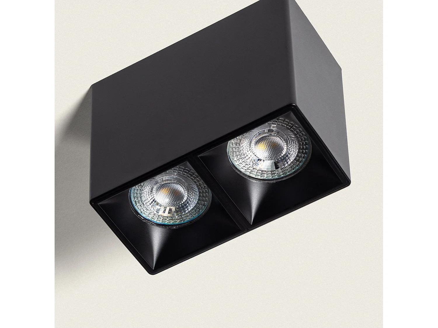 Aplique de Techo Cuadrado Doble Traxim Negro