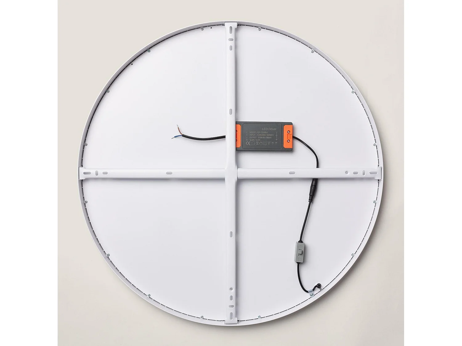 Plafonnier LED Rond 48W Extra-Plat CCT Sélectionnable Ø600 mm Sélectionnable (chaud-neutre-froid)