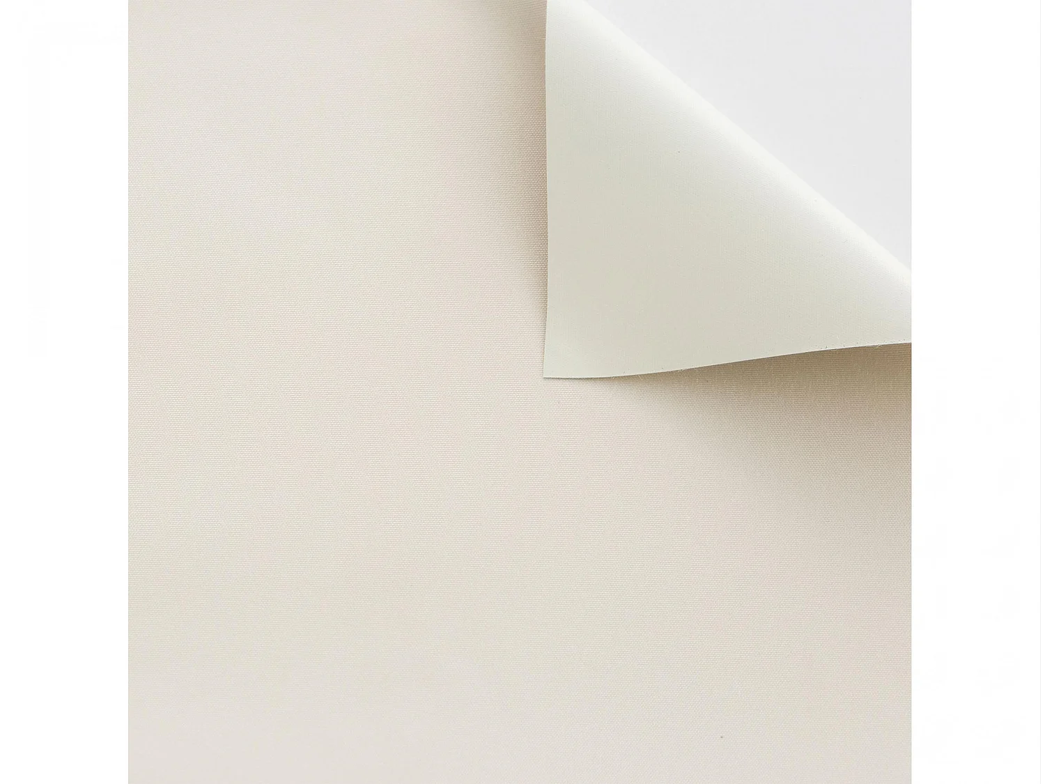 Cortina de rolo translúcido com trama simples e corrente manual