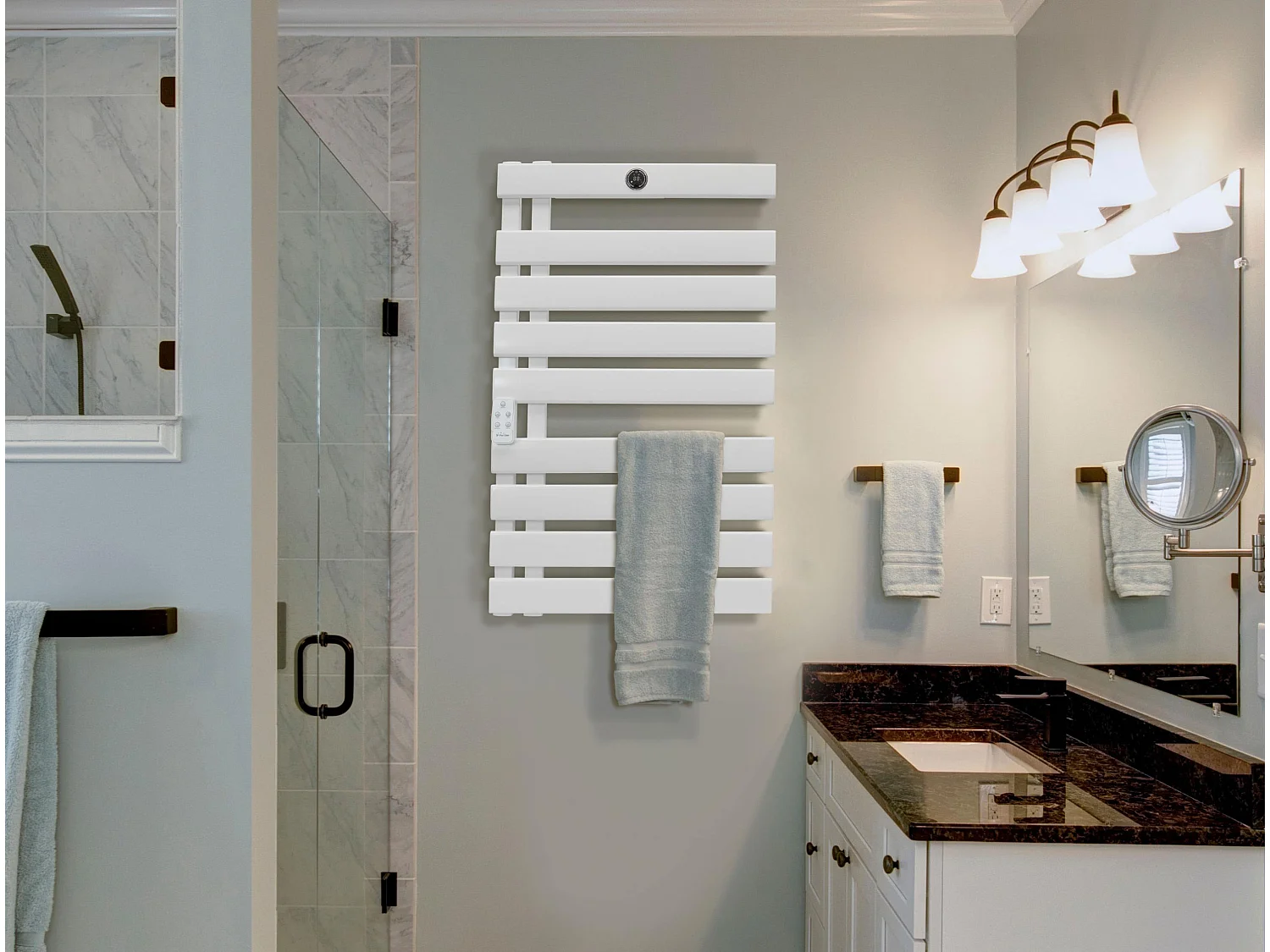 Sèche-serviettes mural aluminium display LED et WiFi 500W