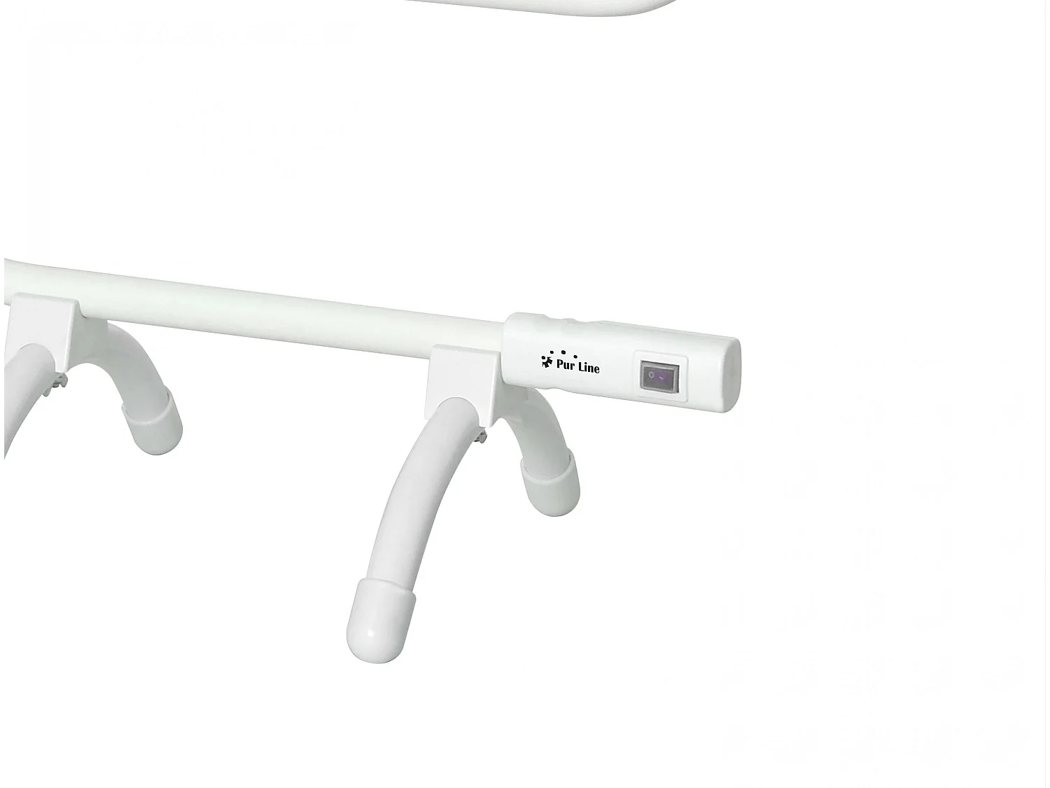 Toalheiro branco com design moderno em alumínio