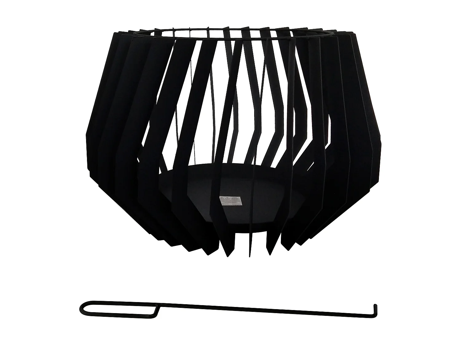 Brasero exterior de diseño bohemio en acero negro