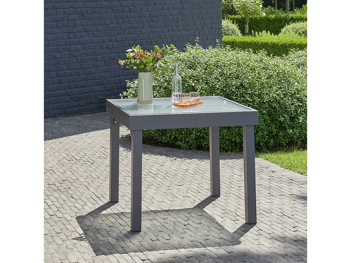 Table de jardin en aluminium extensible gris 4/8 places