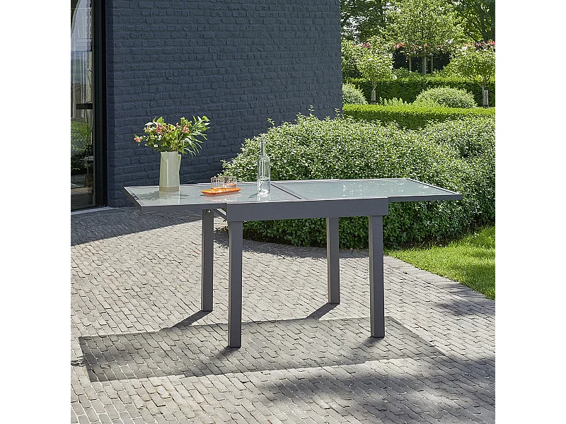 Table de jardin en aluminium extensible gris 4/8 places