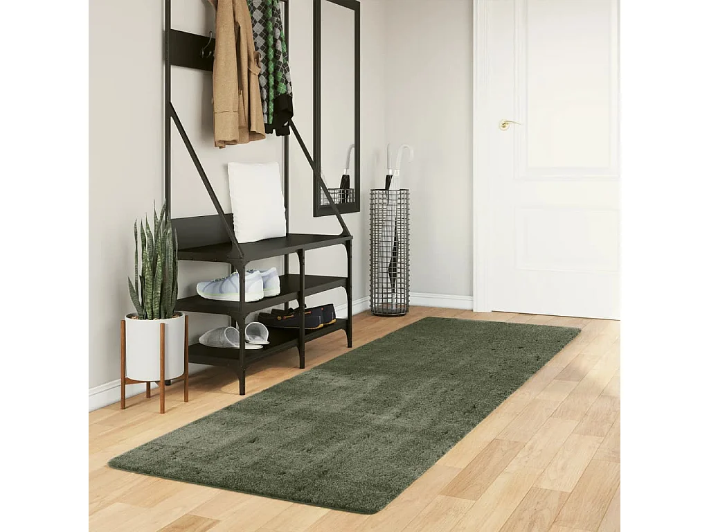 Tapis HUARTE à poils courts doux et lavable vert forêt 80x250cm QBH40021
