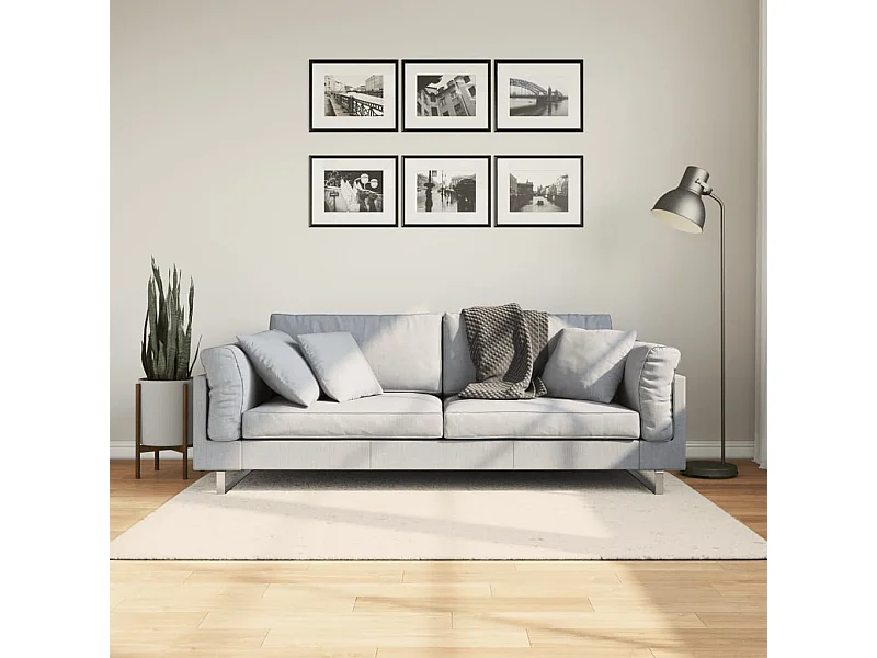 Tapis ISTAN à poils longs aspect brillant crème 140x200 cm QBH21433