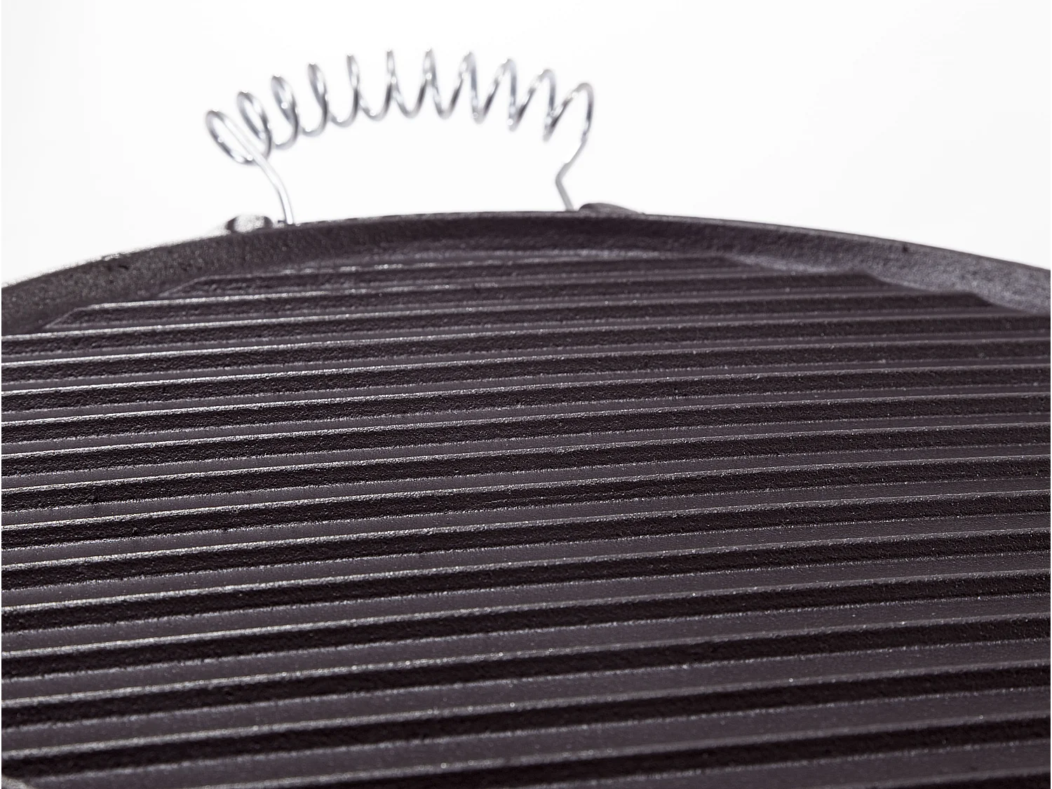 Ethanol barbecue 0,5L in rood staal en ronde ijzeren plaat