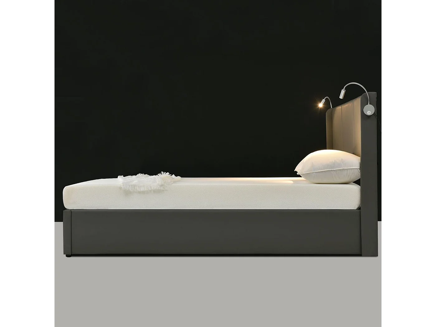 Cama acolchoada para adulto 180 x 808 cm, sem cabeceira, com faixa LED (monocromática), base com suspensão hidráulica, bege.