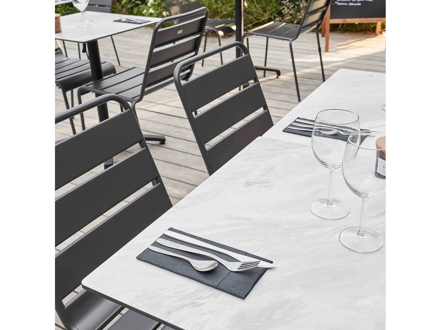 Vierkante tuin tafel (70x70cm) kantelbaar marmer