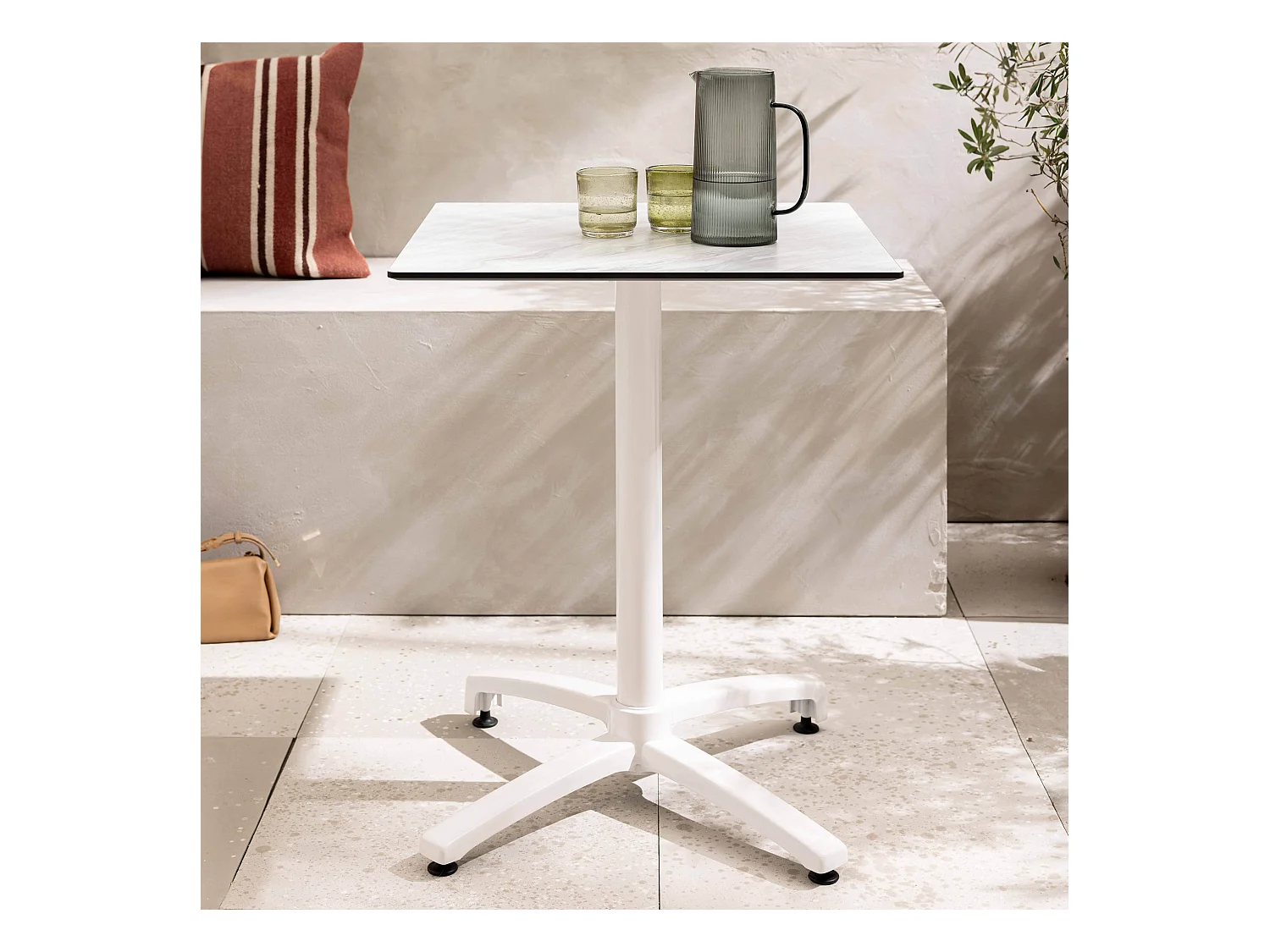 Table de terrasse 60 x 60 cm inclinable stratifié marbre