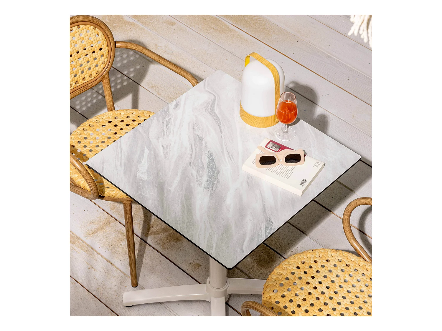 Table de terrasse 60 x 60 cm inclinable stratifié marbre