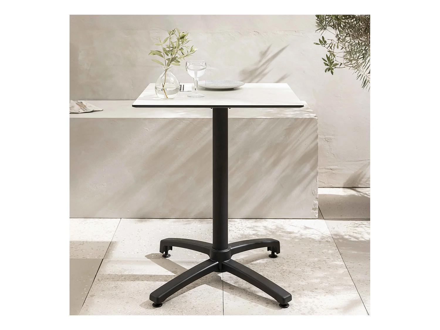 Table de jardin 70 cm inclinable beton gris clair