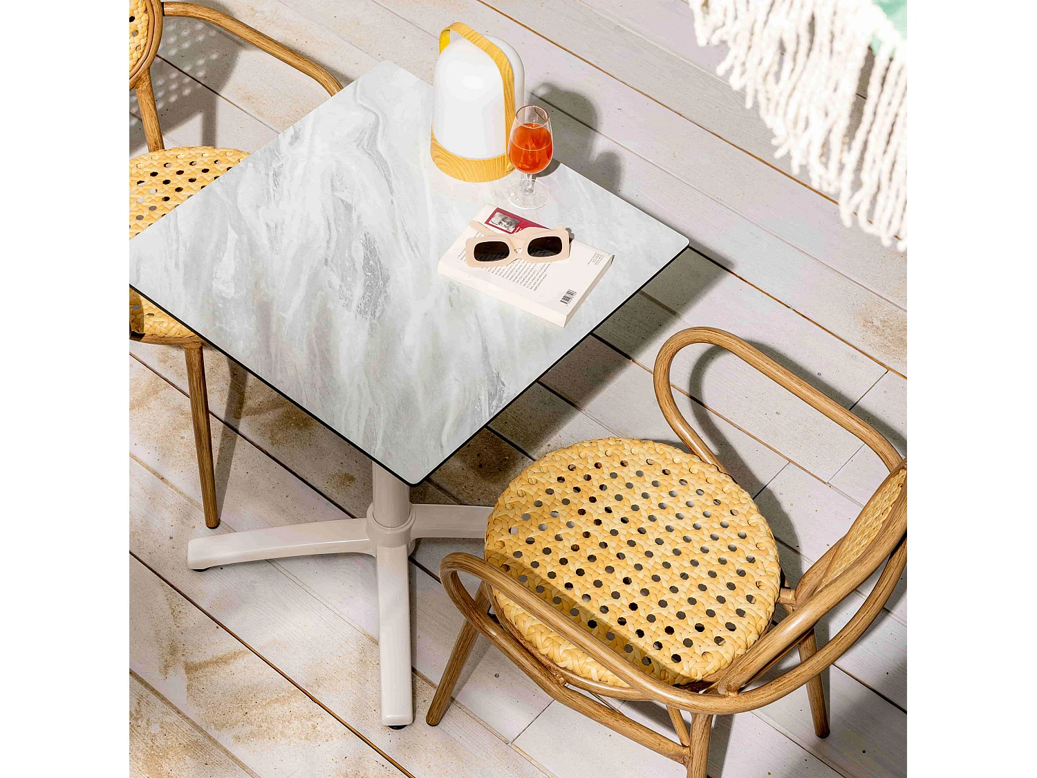 Fauteuil de terrasse en rotin synthétique et aluminium