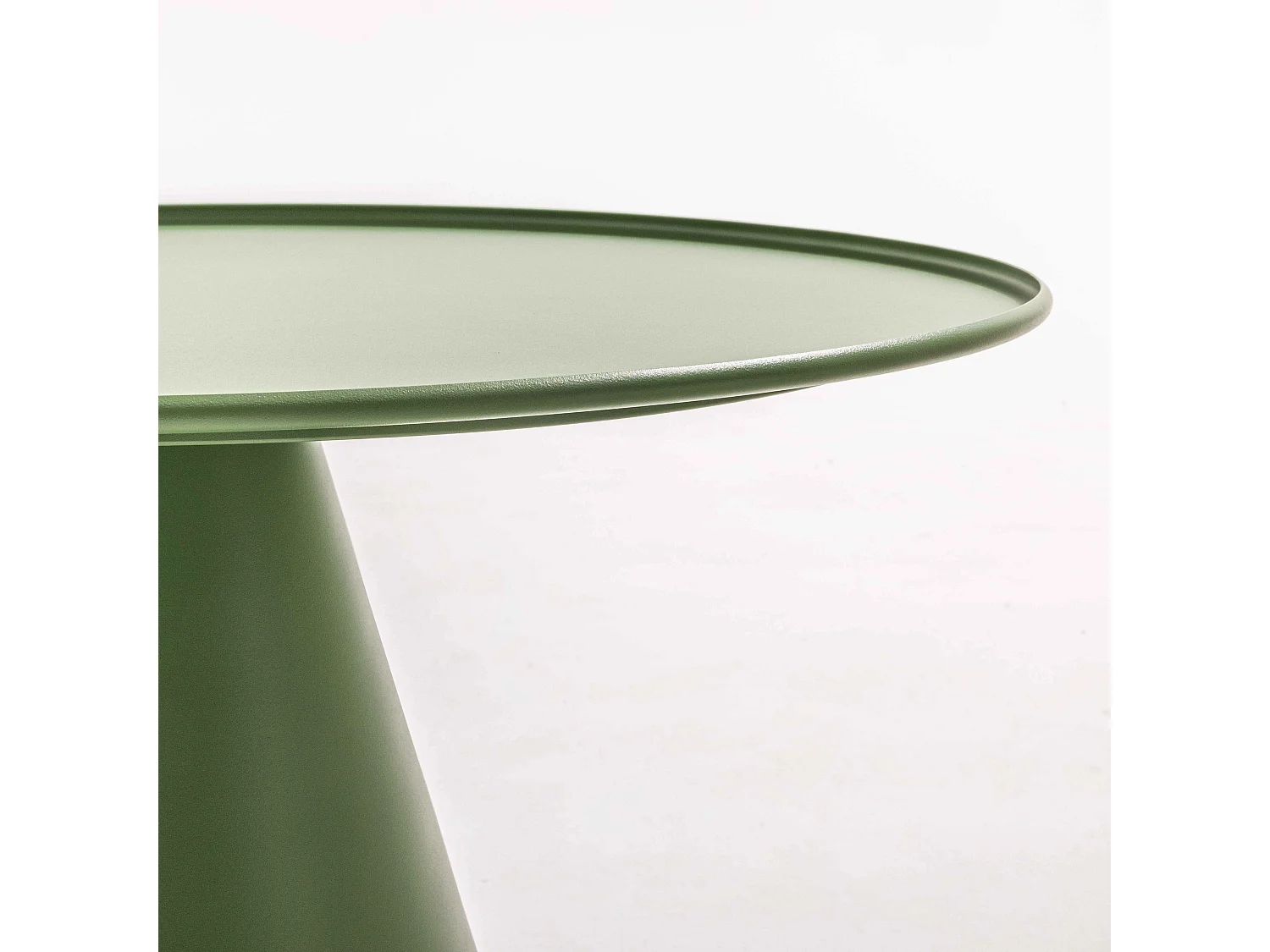Table basse ronde 60 cm en acier vert cactus