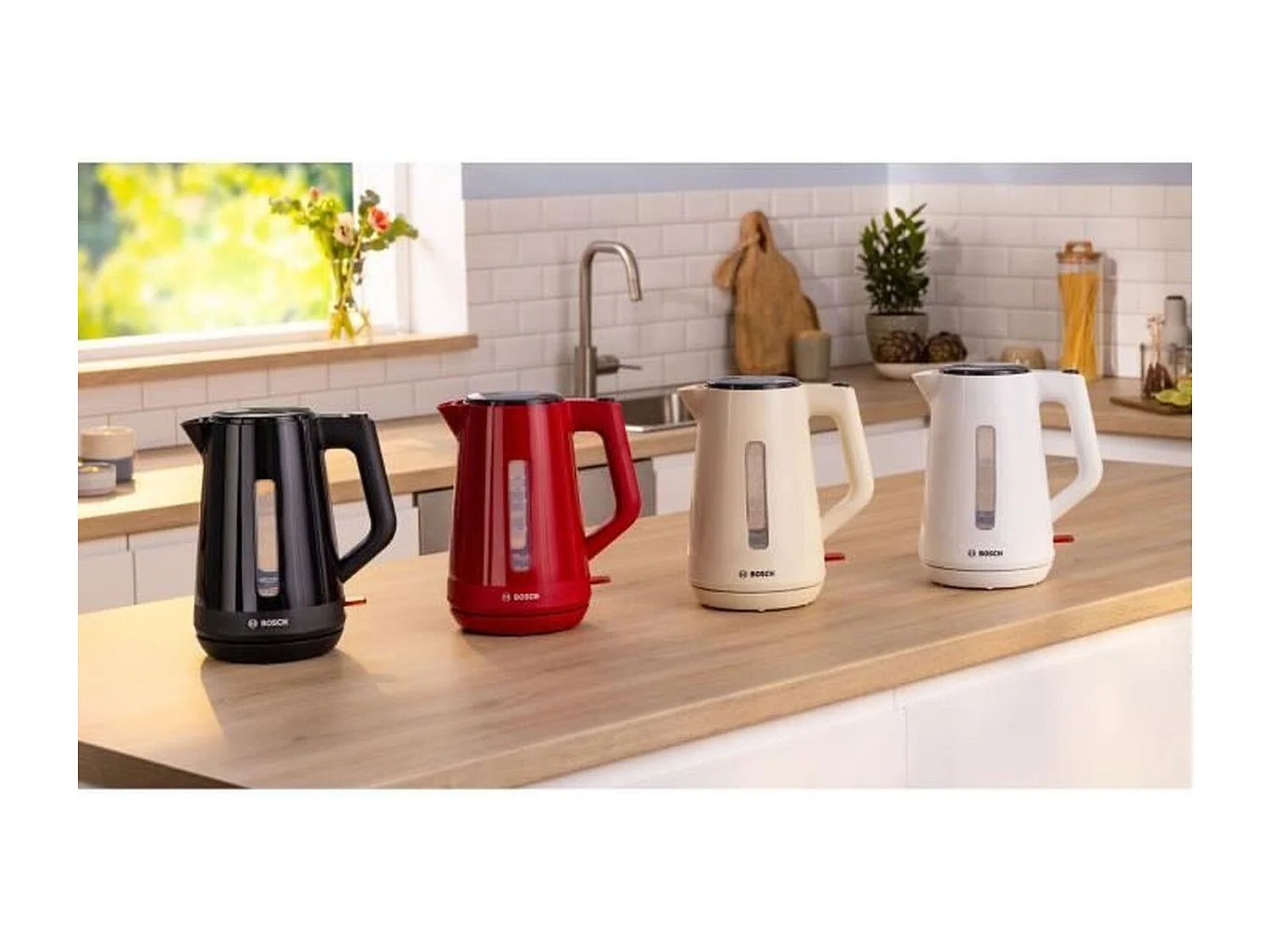 Hervidor MyMoment - Negro - Capacidad de 1,7 L - Base giratoria de 360° - Filtro antical