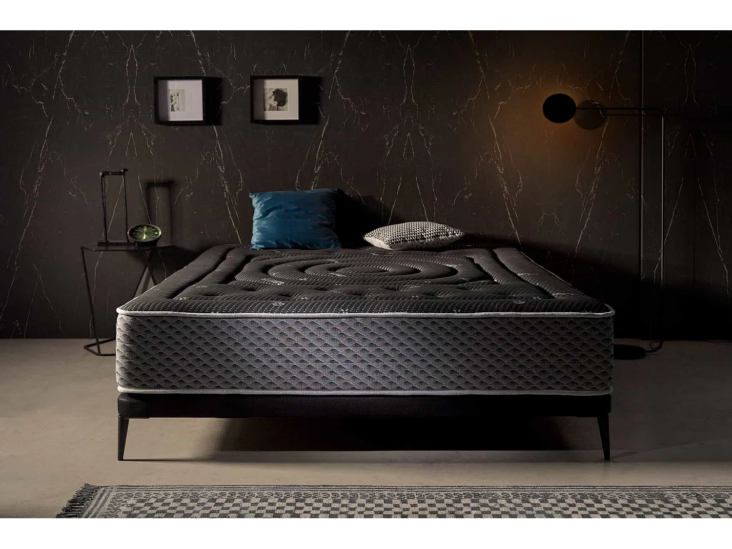 Matelas Premium Black Multizone, 27cm - 200x200 cm