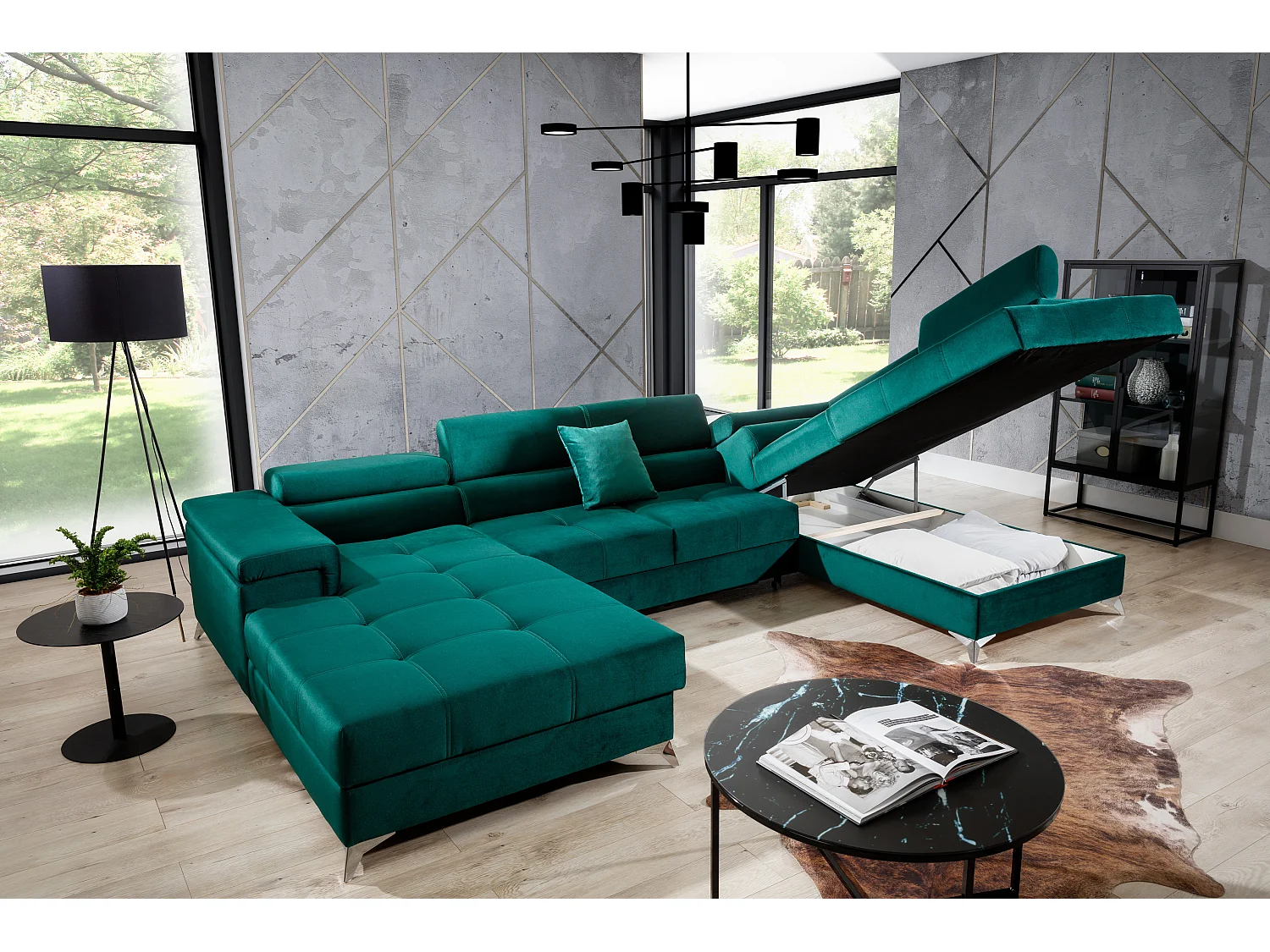 Canapé panoramique bi-matières tissu gris clair et simili cuir blanc coffre de rangement à droite Kutty 345cm