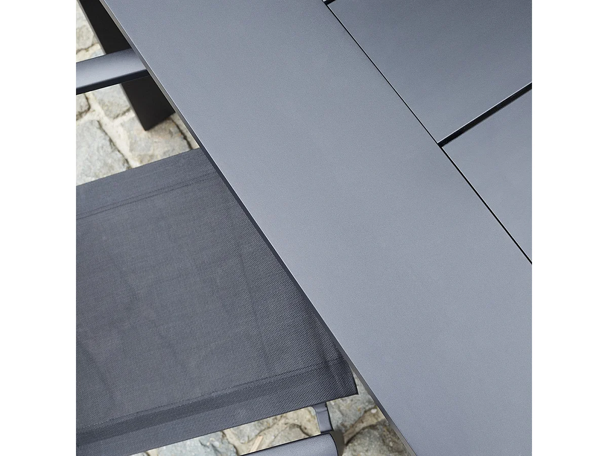 Salón de exterior de aluminio y textileno negro para 8 pers.