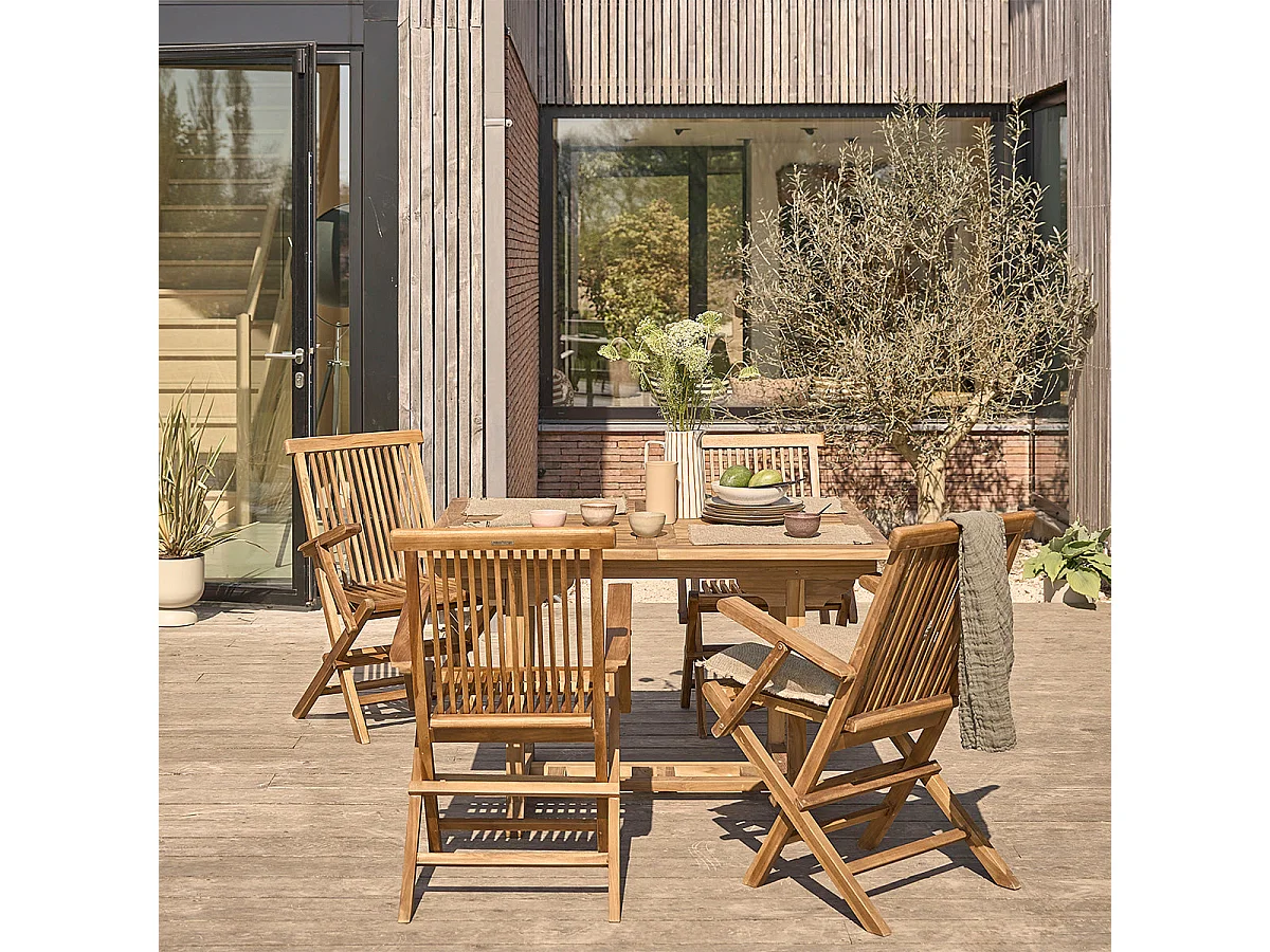Set da esterno con tavolo allungabile in teak oliato per 4/8 persone