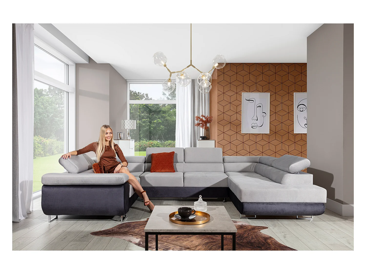 U rechte slaapbank in lichtbeige stof en imitatie met Tovy opbergdoos 340 cm