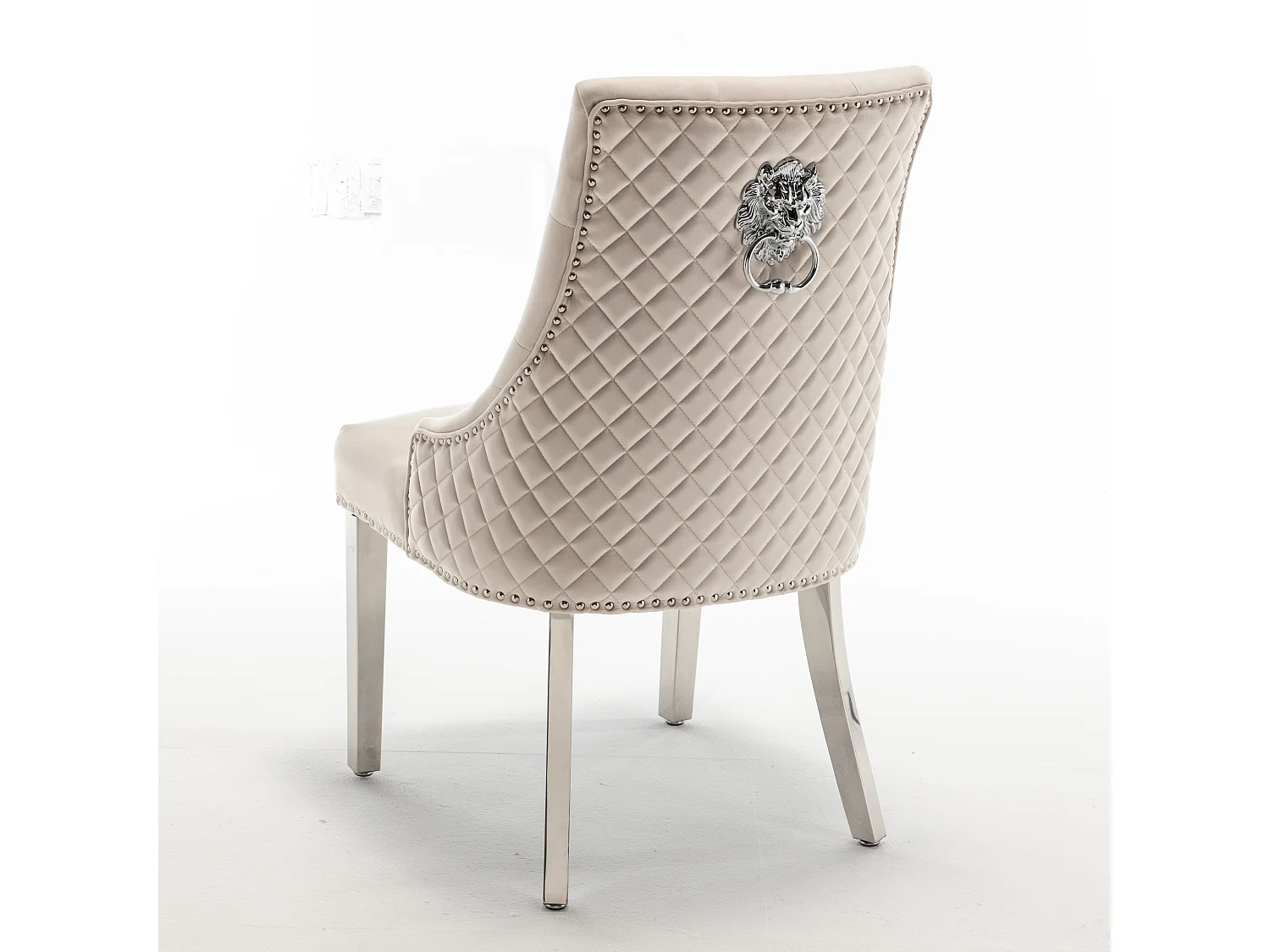 Chaise capitonnée velours avec anneau d'un lion au dos et pieds métal chromé Elena - Lot de 2-Couleur Beige clair