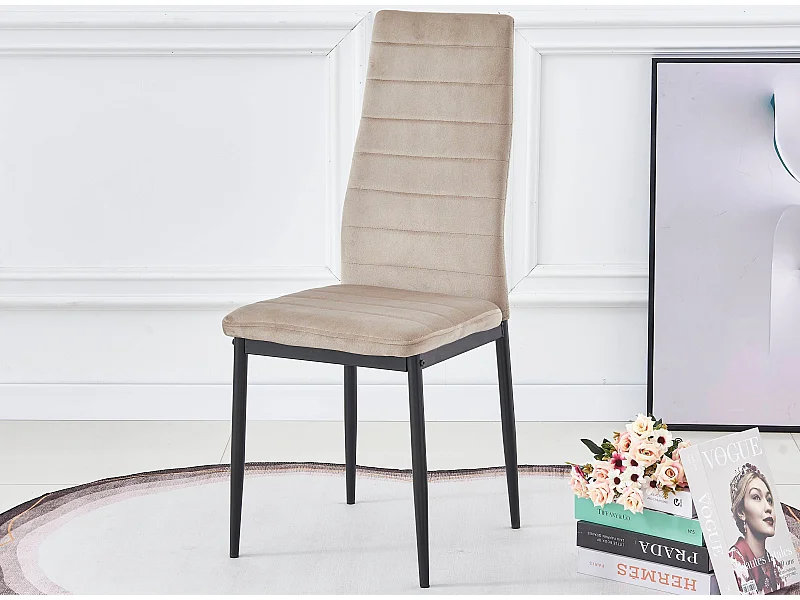 Chaise velours beige matelassé et pieds acier noir Roba - Lot de 6