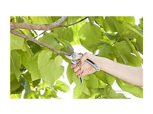 Gardena Sécateur alu à lame franche Comfort B/ L