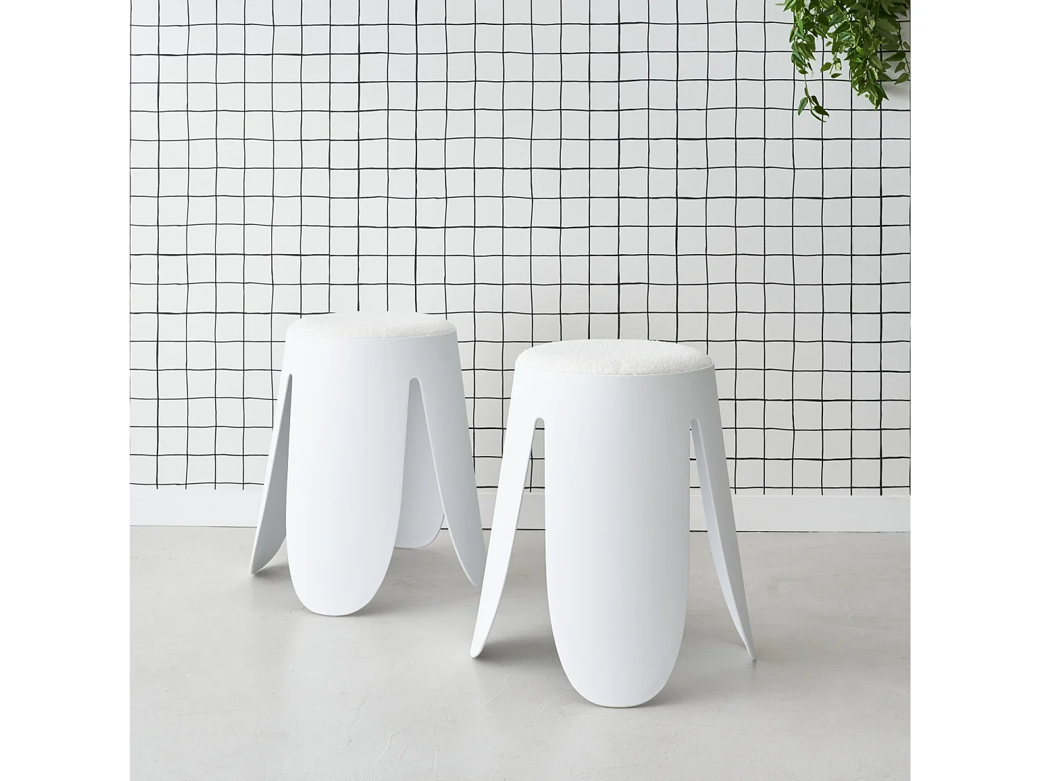 Taburete apilable con asiento texturado, set de 2 blanco