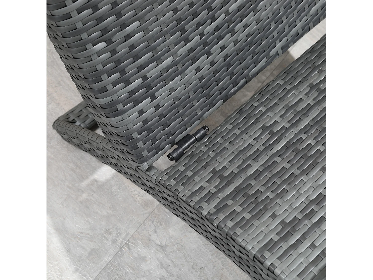 Bain de soleil design contemporain - matelas grand confort inclus - résine tressée gris