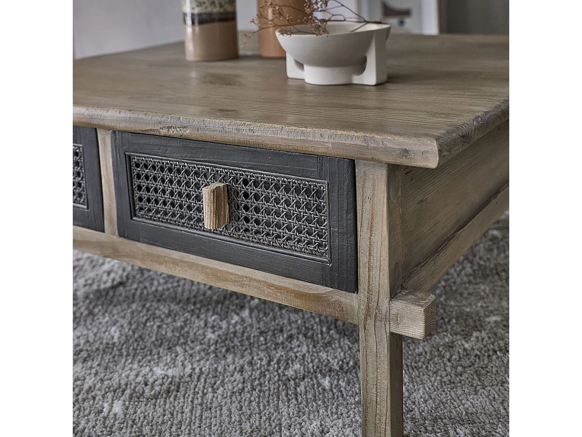 Tavolino in legno massello di pino riciclato