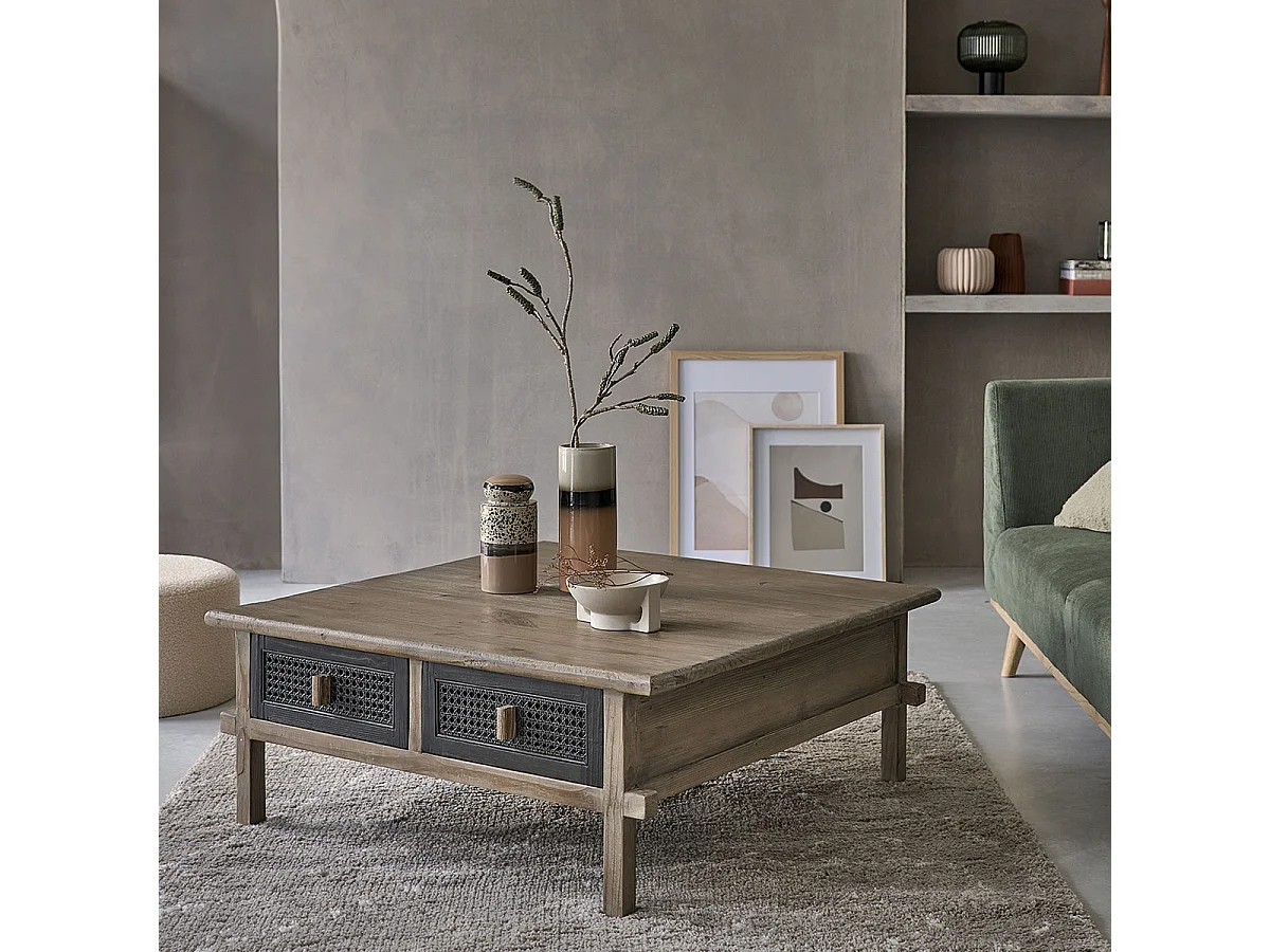 Tavolino in legno massello di pino riciclato