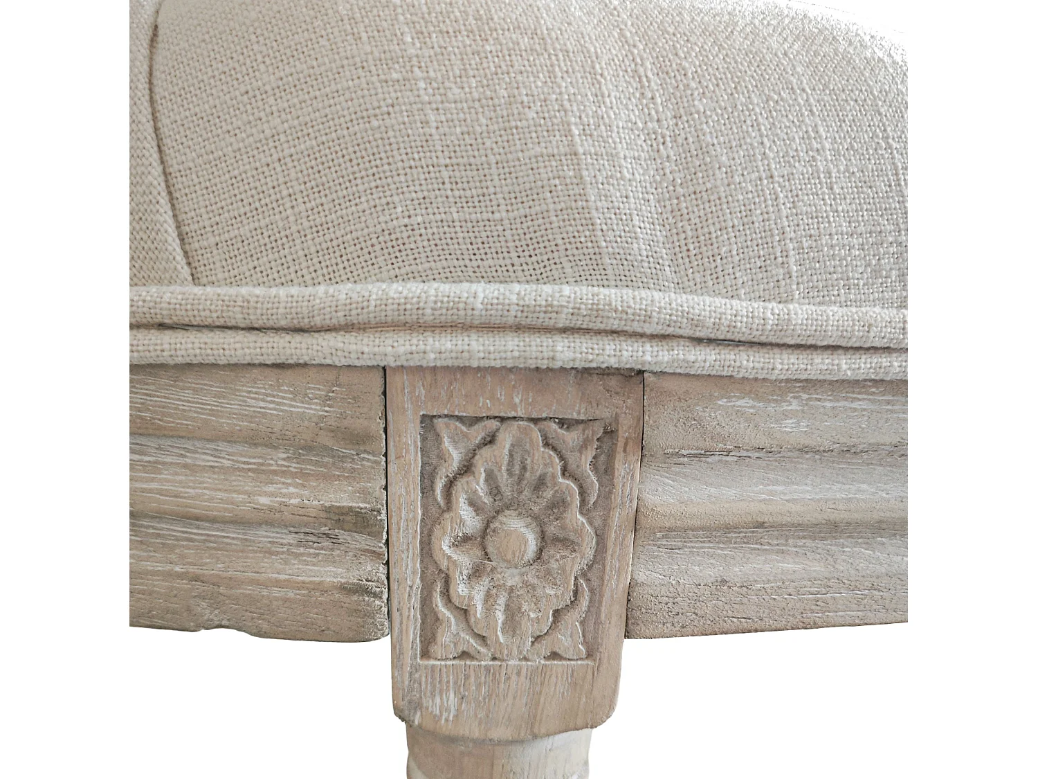 Banc bout de lit demi-lune style Louis XVI bois sculpté patiné tissu grège