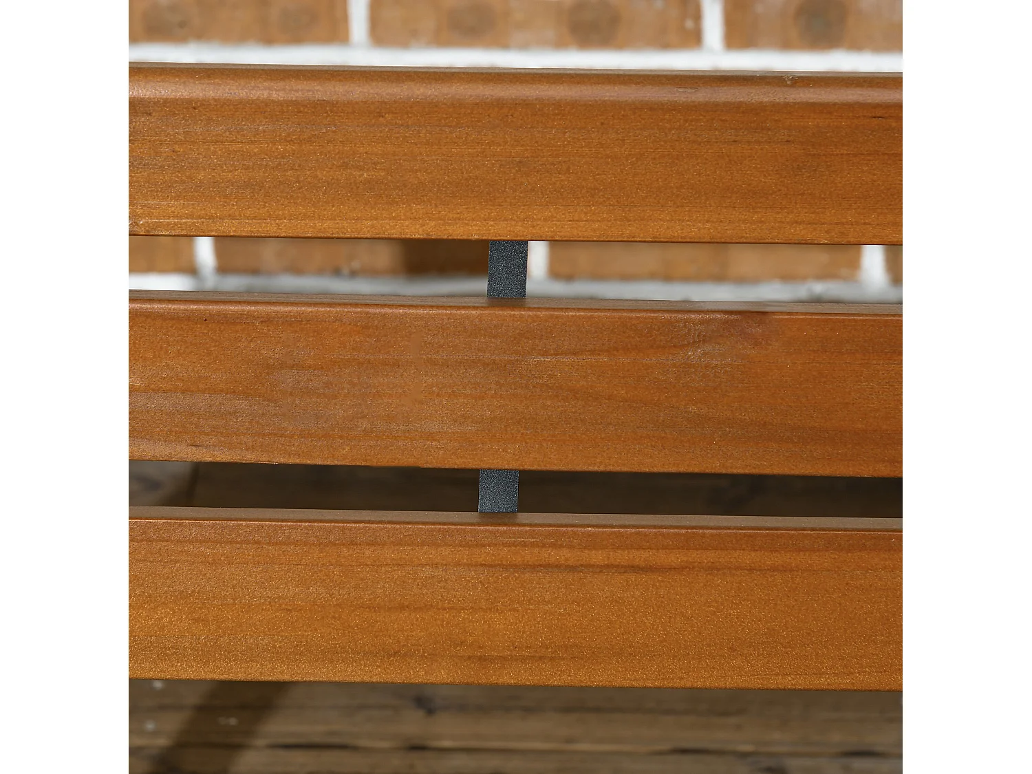 Banc de jardin 2 places style rural chic assise dossier à lattes bois sapin lasuré châssis fonte alu noir