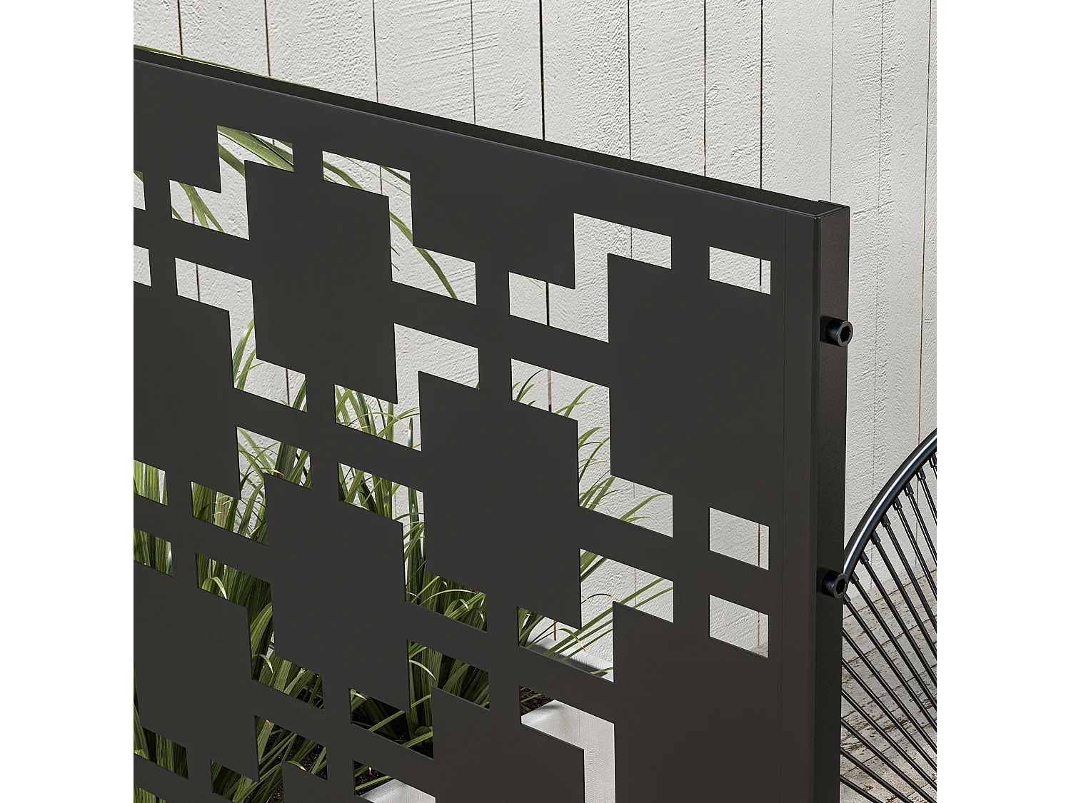 Panneau extérieur décoratif motif géométrique ajouré métal noir