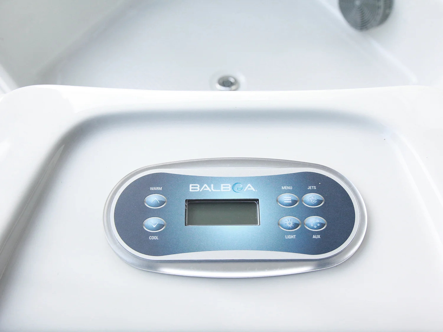 Spa de 4 lugares branco pérola com cobertura, 16 jatos, C210 x L152 x A76 cm, sistema BALBOA - LULA IV