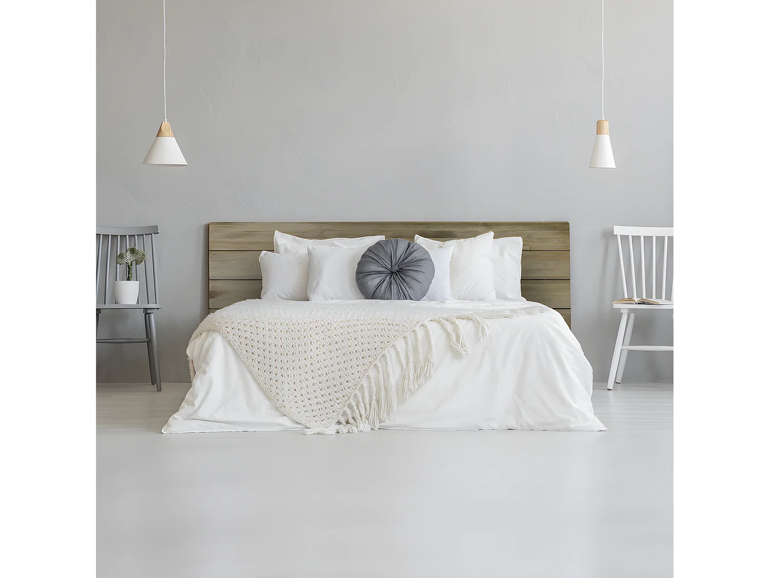 Tête de lit en bois massif de pin.  5 baguettes. 150X60x1,8cm.