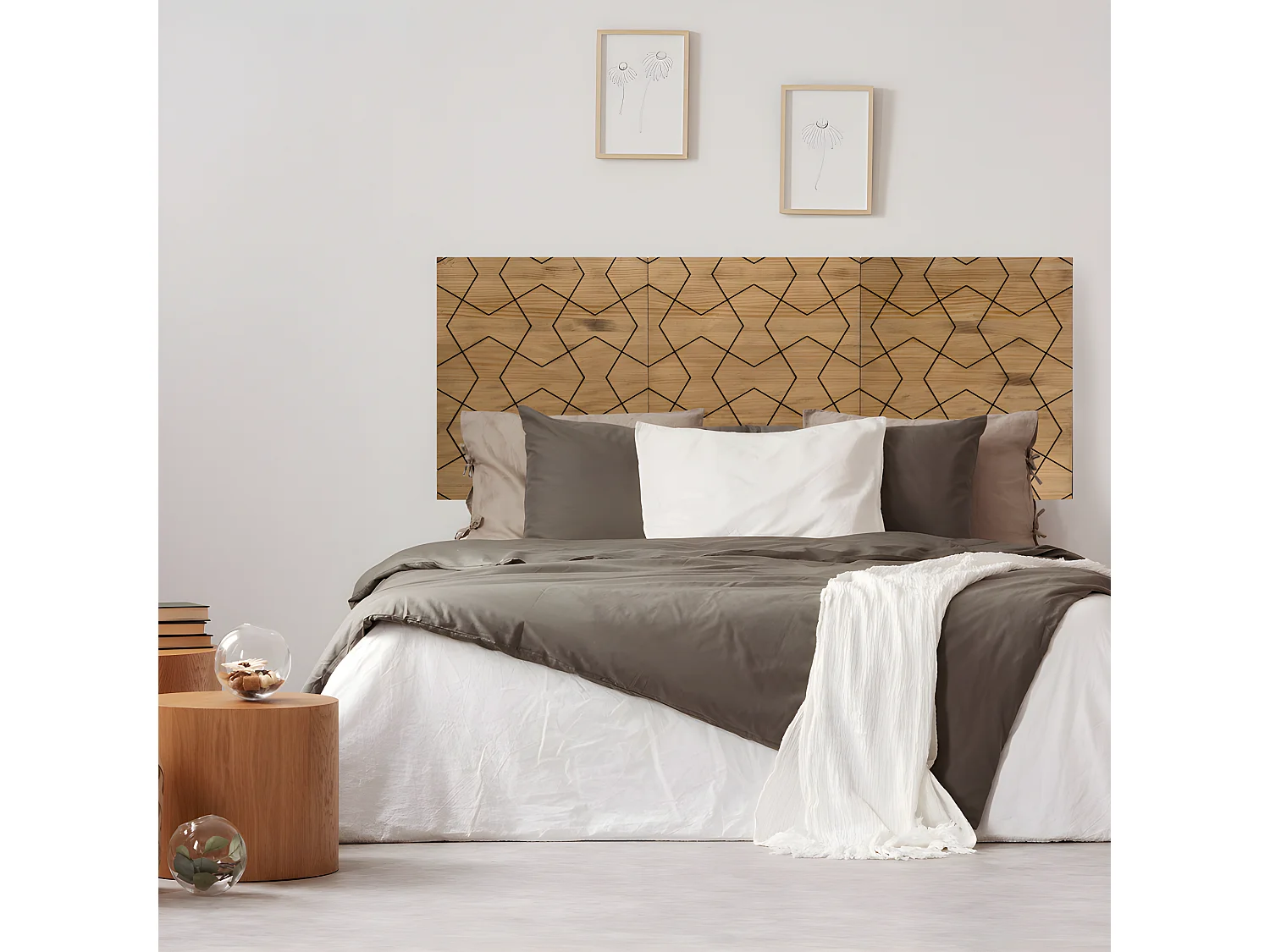 Tête de lit en bois massif de pin. Modèle Optique 150X60x1,8cm.