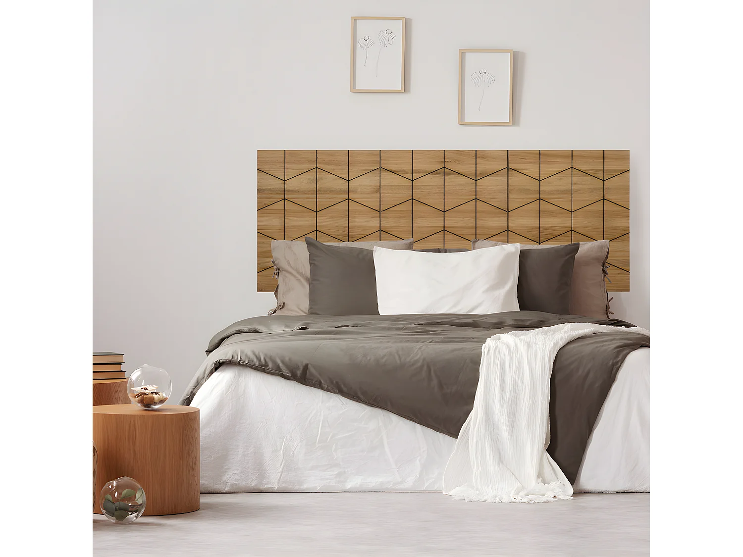 Tête de lit en bois massif de pin. Modèle Porcelaine 160X60x1,8cm.