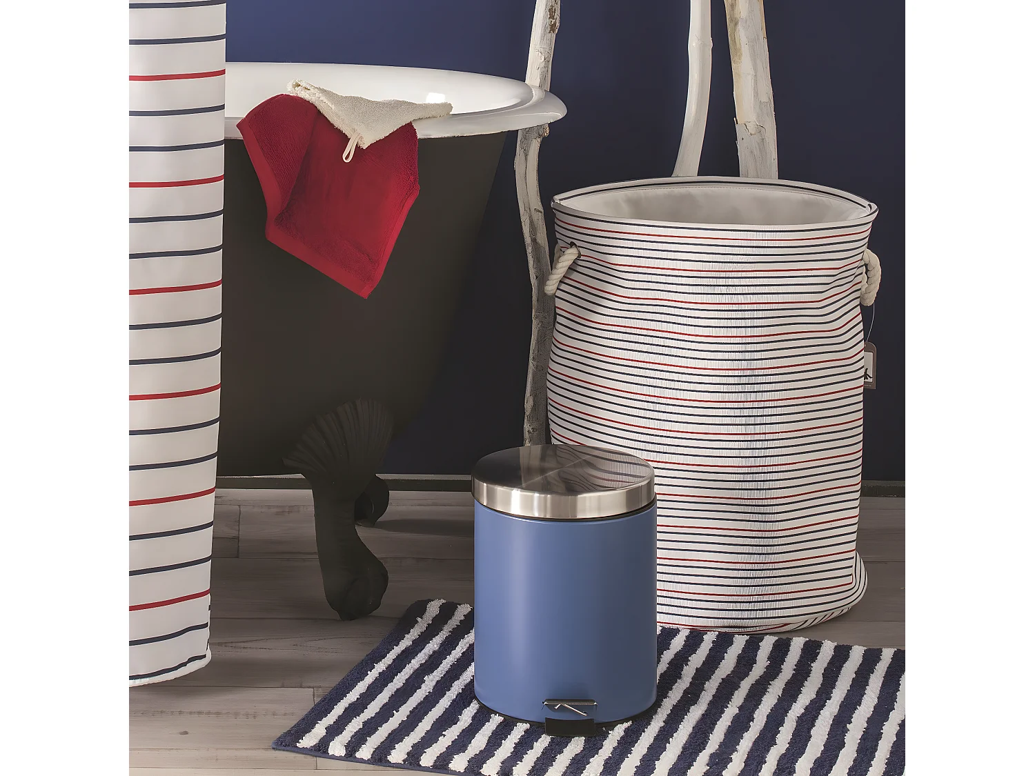 Poubelle salle de bain à pédale 5L en métal