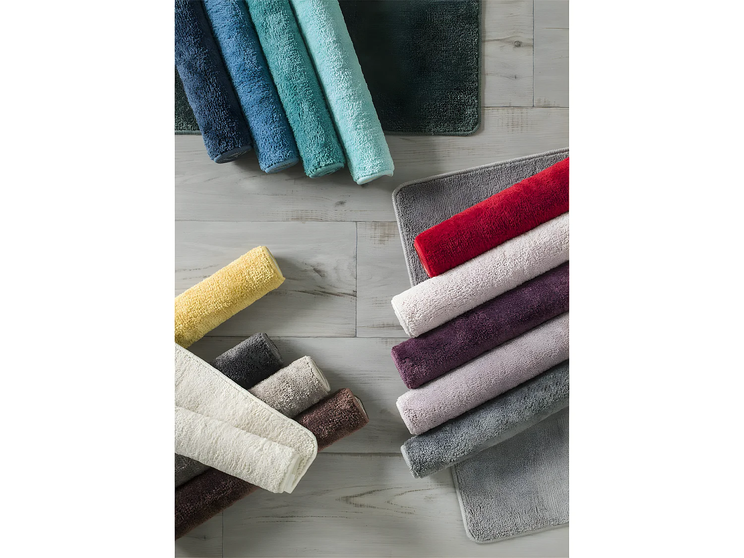 Tapis de bain uni en polyester miel 50x80cm