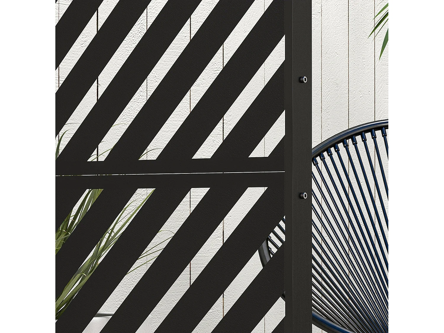 Panneau extérieur décoratif motif géométrique ajouré métal noir