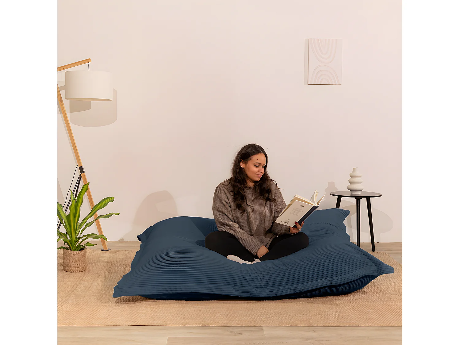 Pouf velours côtelé déhoussable bleu nuit 180 x 140 cm