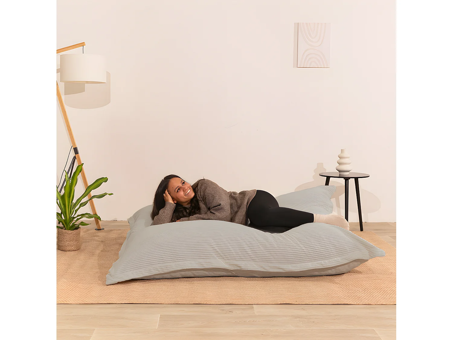 Pouf velours côtelé déhoussable gris clair 180 x 140 cm