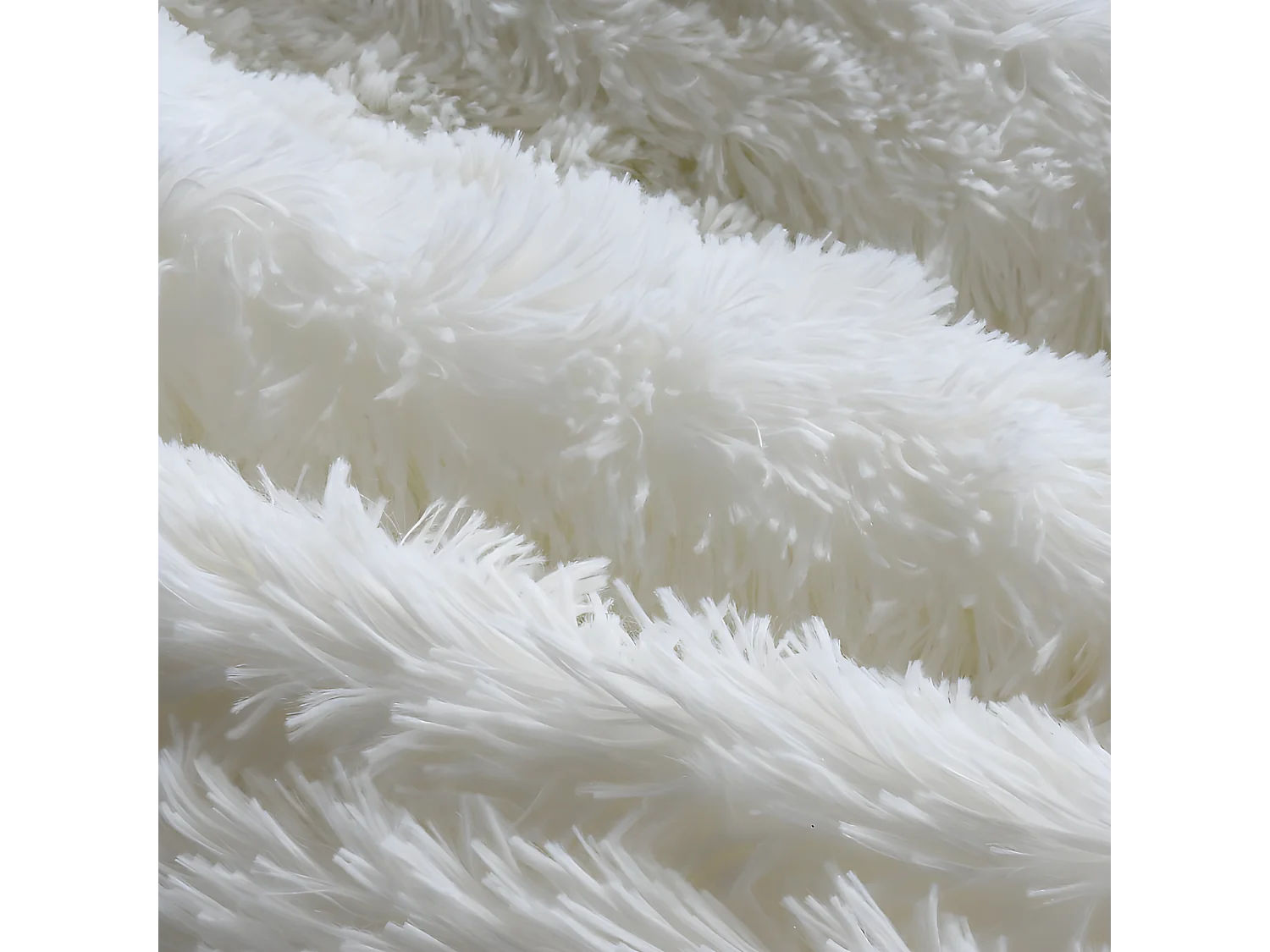 Pouf géant déhoussable fausse fourrure blanc 160 cm